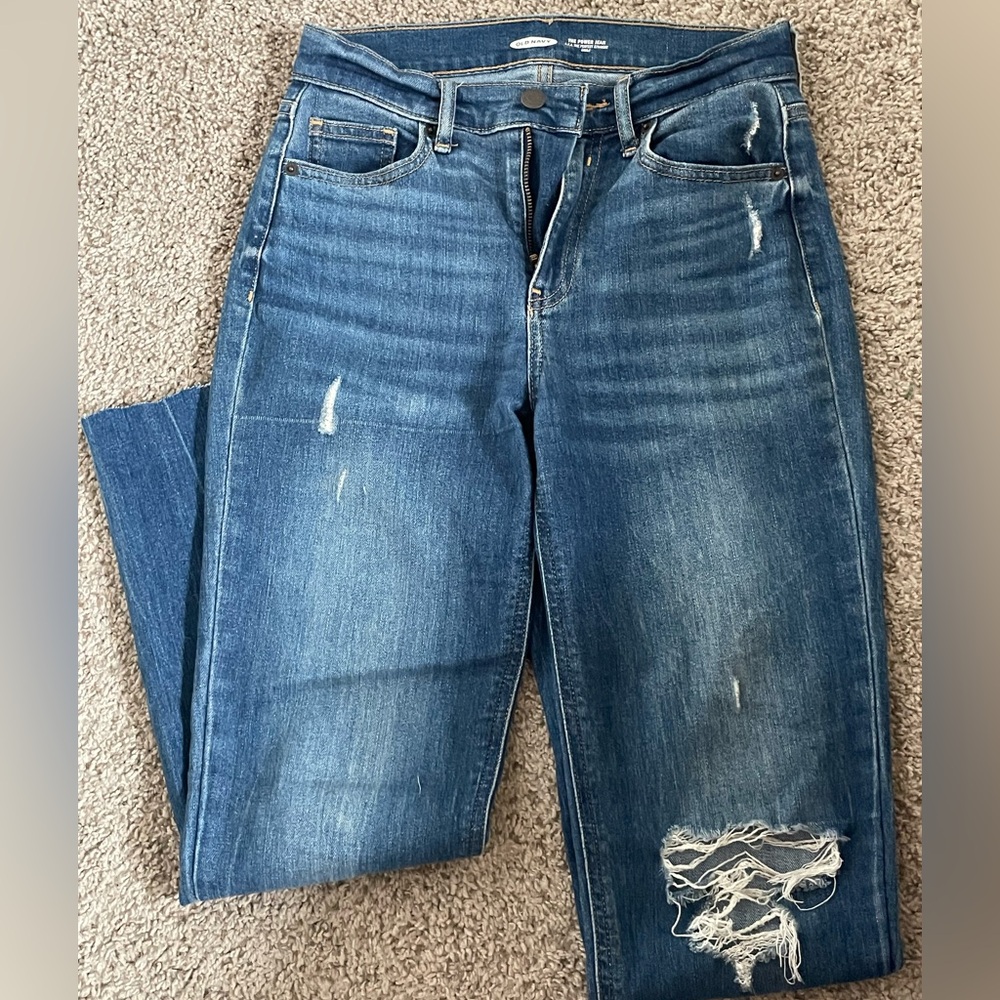Ripped high rise straight jeans — Old Navy